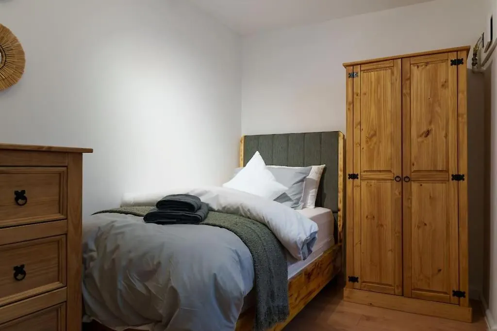 Apartment Bona - Principality Stadium - City Centre -Cardiff United Kingdom